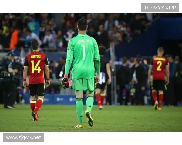 库尔图瓦:2022欧冠决赛9扑神级表演封神的巅峰之夜 库尔图瓦:2022欧冠决赛9扑神级表演封神的巅峰之夜