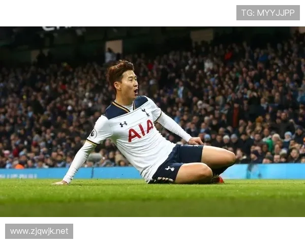 孙兴慜比赛结束拎着几万块的包，普通人买菜都得算半天账了吧？